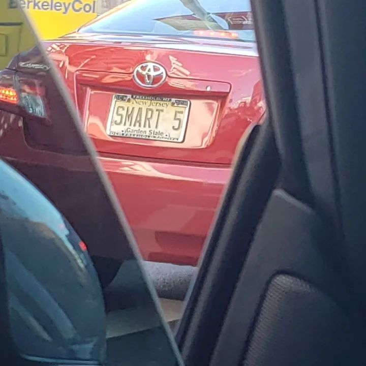 red toyota with visible license plate (2019-11-08)