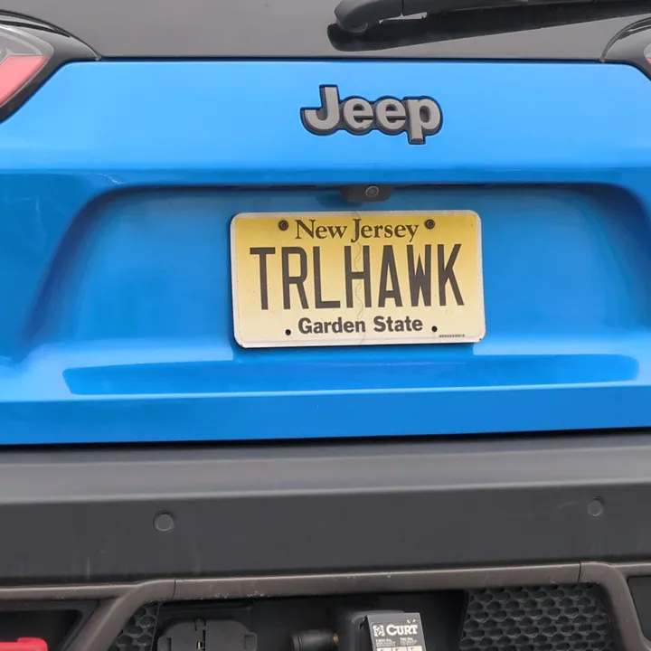 jeep with vanity plate (2023-01-29)